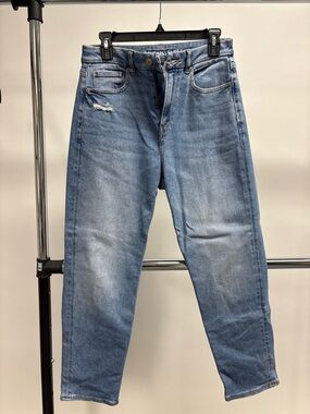 American Eagle Curvy Light Blue Mom Jeans